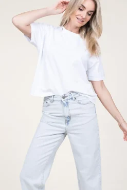 Shop American Vintage Boxy T-Shirt Fizvalley | White... | | Little Soho