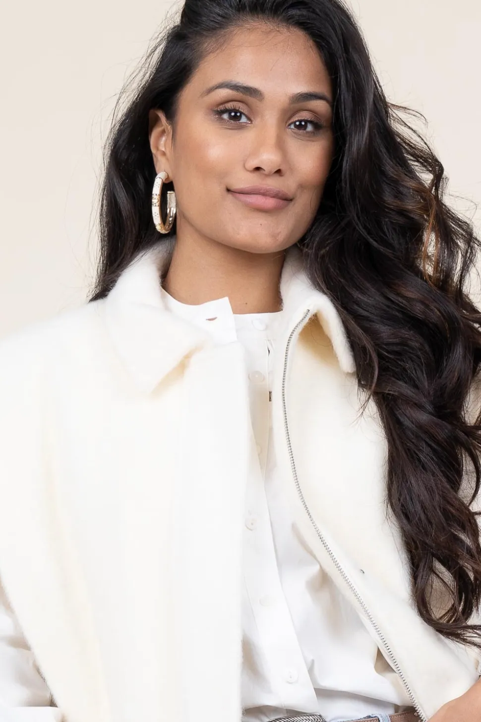 Shop Barong Barong Hoops Saphira Confetti Medium | Natural... | | Little Soho