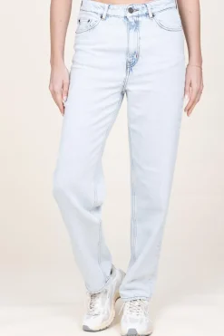 Flash Sale American Vintage Non-Stretch Straight Jeans Joybird L32 | Blue... | | Little Soho