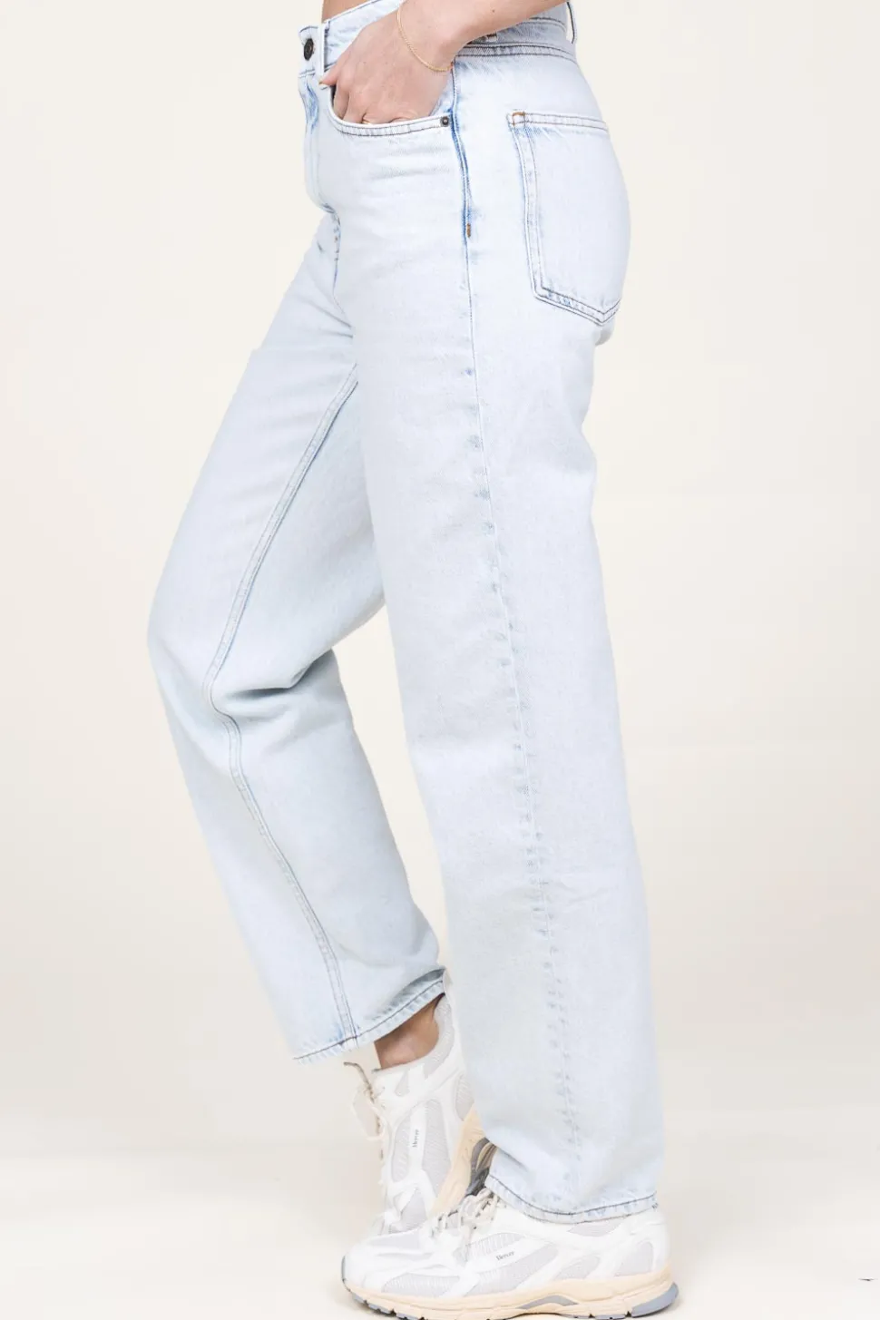 Flash Sale American Vintage Non-Stretch Straight Jeans Joybird L32 | Blue... | | Little Soho