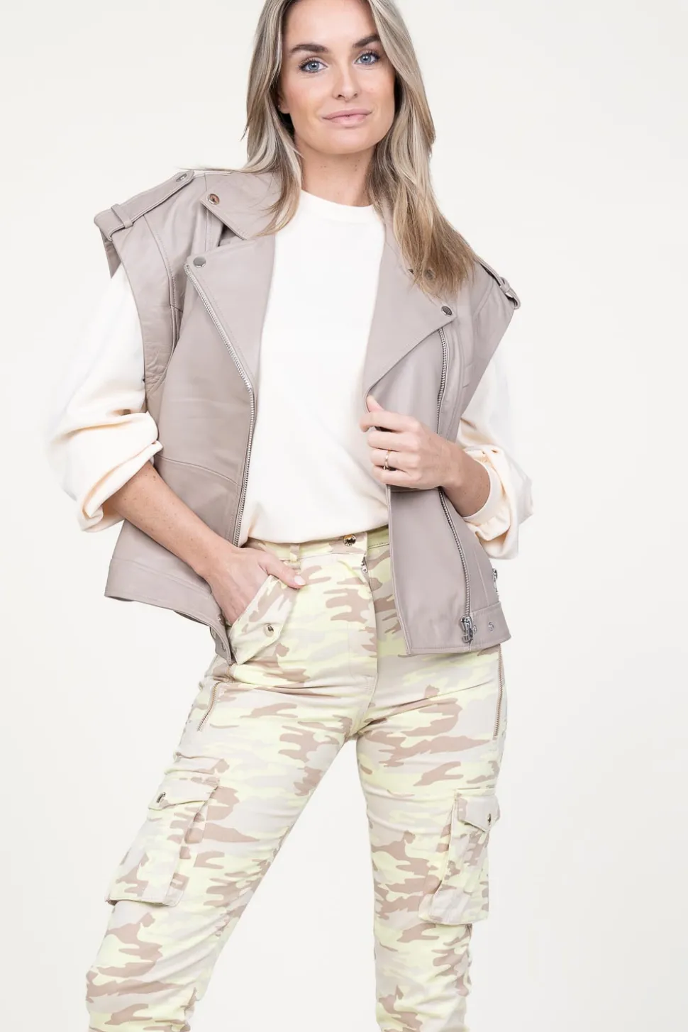 Cheap Aaiko Soft Cut-Out Sweater Gioya | Natural... | | Little Soho