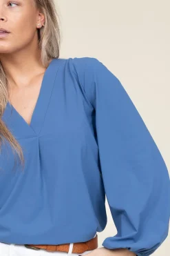 New D-ETOILES CASIOPE Travelwear Top Met V-Neck Arudy | Blue... | | Little Soho