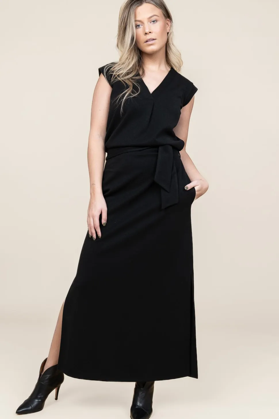 Discount D-ETOILES CASIOPE Tricot Maxi Dress With Lurex Gianni | Black... | | Little Soho